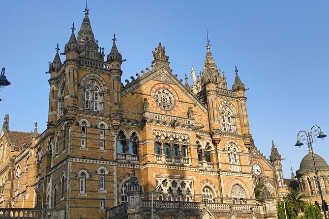 "Mumbai City Sightseeing Tour" - A Half-Day That Shows South Mumbai’s Two Faces