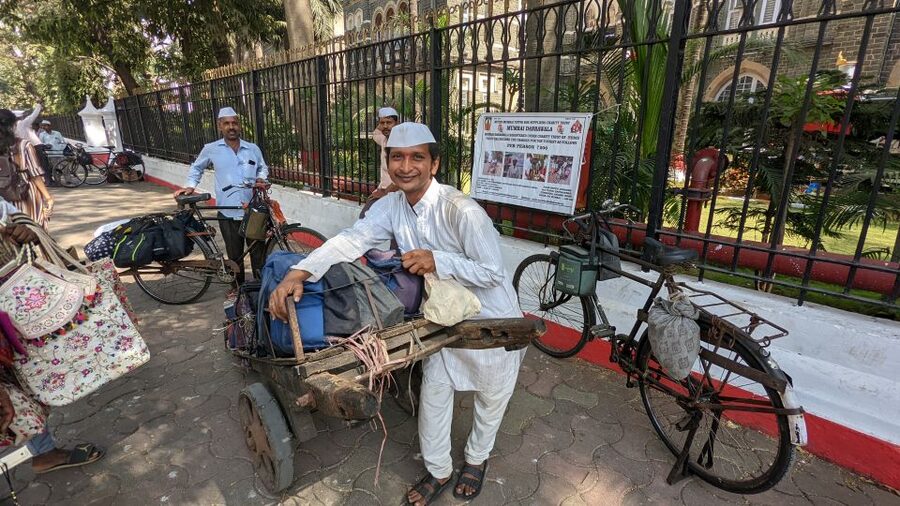 Mumbai: Dharavi Slum, DhobiGhat, and Dabbawallas Tour - What you get for about $14, and why it feels fair