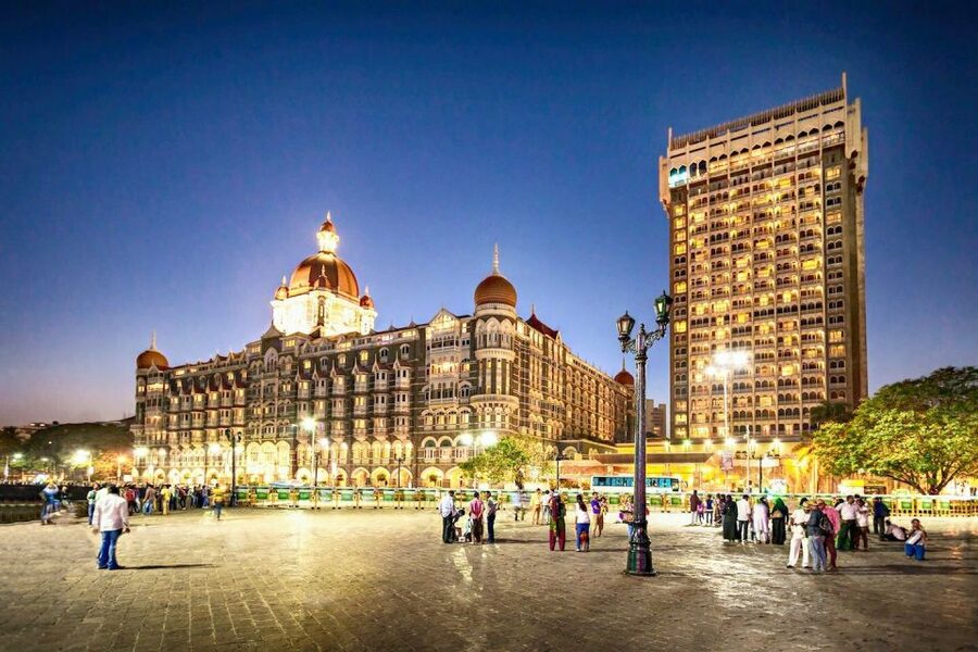 Mumbai: Guided City Sightseeing Tour - Price and value, why $10 can work in a city like Mumbai