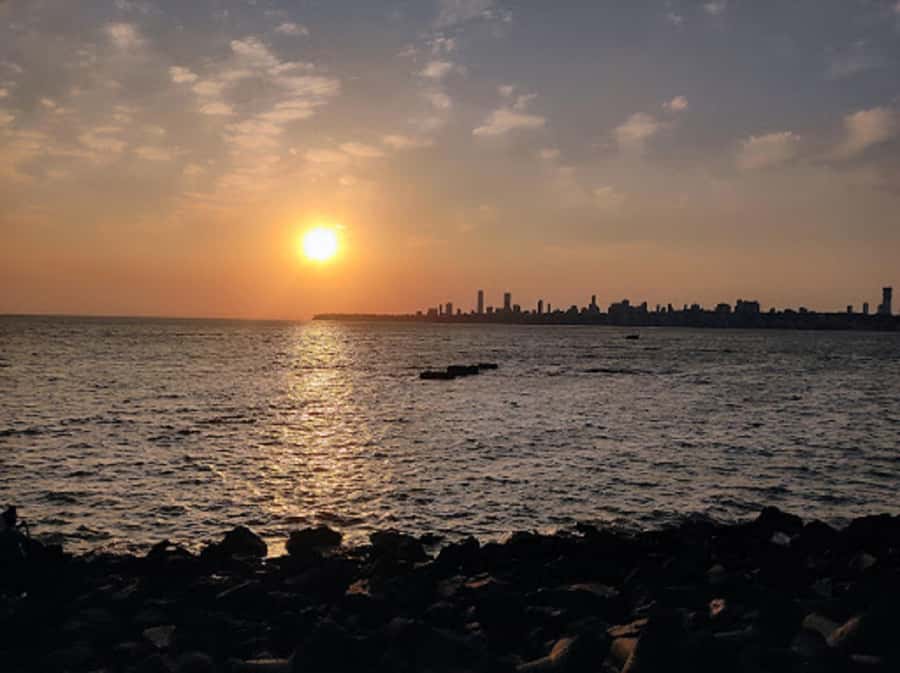 Mumbai Half-Day Guided Tour with Dhobi Ghat - Private car, English guide, and real-world timing in Mumbai