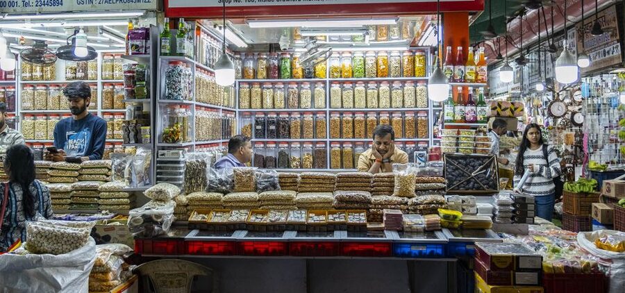 Mumbai: Local Markets & Temples Tour - How this Mumbai markets and temples tour really works