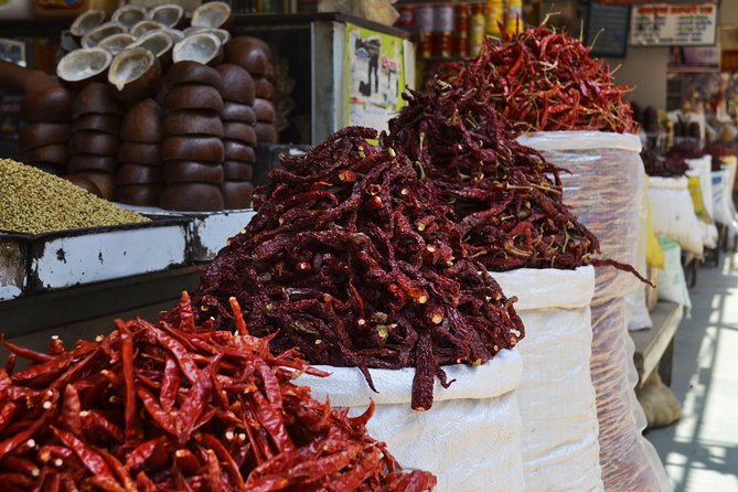 Mumbai Market Tour in Private Vehicle - Zaveri Bazaar: Jewelry Market Energy for Serious Browsers