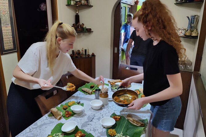 Mumbai Market Tour & Maharashtrian Cooking Class with Chef Reshma - Key things you’ll feel (not just watch)
