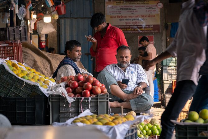 Mumbai Markets and Temples Tour - Bombay Panjrapole Cow Sanctuary: Sacred Cows and Compassion You Can See