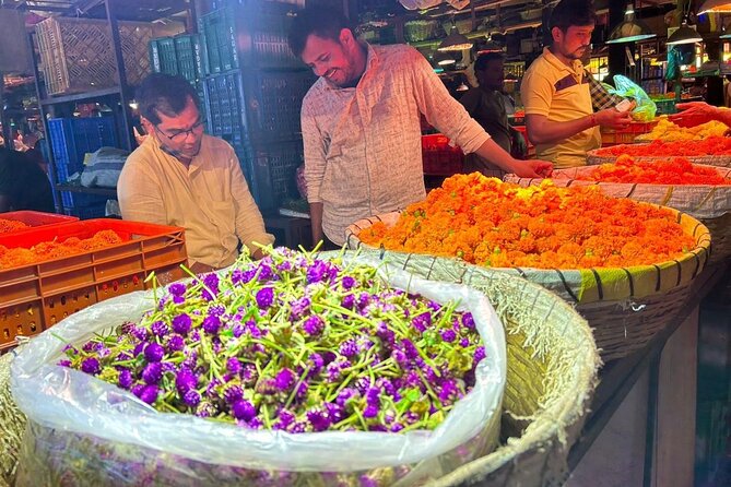 Mumbai Morning Market Tour of Flowers, Fish, and More - Key things that make this tour worth it