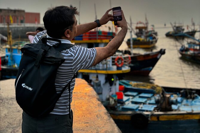 Mumbai Morning Market Tour of Flowers, Fish, and More - Guide quality: why names like Jawwad, Abhishek, and Sharon show up