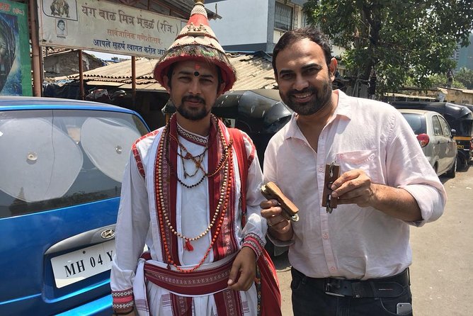 Mumbai Private Cultural Tour with Lunch and Transport - Khar Danda fish market: fresh seafood, market pressure, real sellers