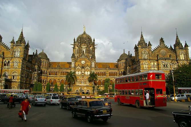 Mumbai Private Full-Day Sightseeing Tour - Jain Temple, then Chhatrapati Shivaji Terminus: spiritual detail and UNESCO ambition