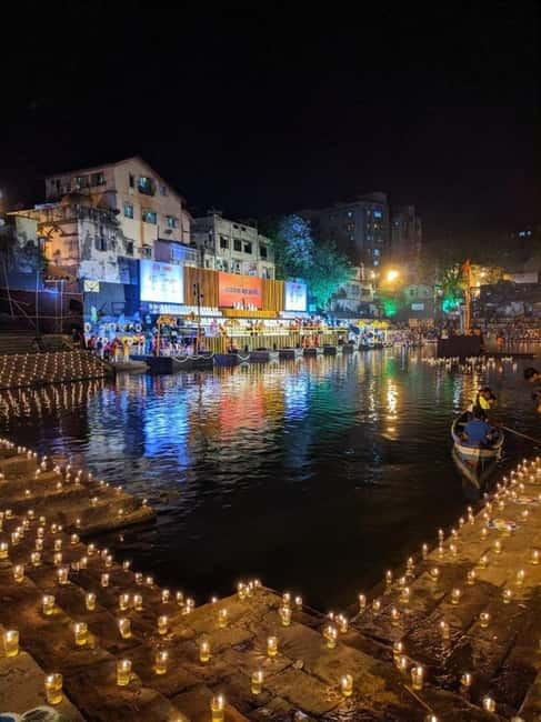 Mumbai: Private Night Sightseeing Tour with Pickup & Drop - Taj Mahal Place Hotel, Flora Fountain, and Marine Drive Views
