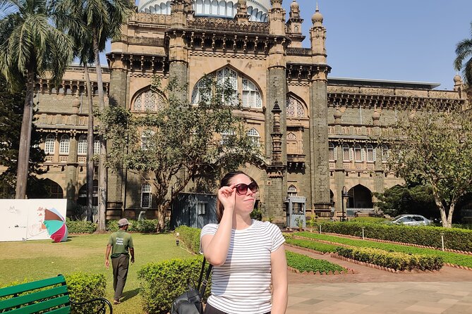 Mumbai: Private Sightseeing Tour with Top Highlights - How this Mumbai route saves your time (and your energy)