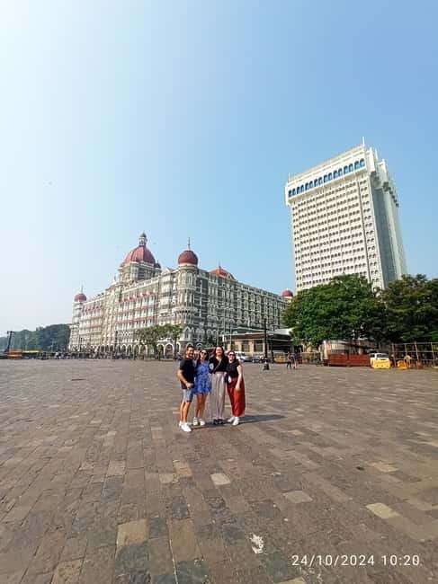 Mumbai: Private Sightseeing Tour with Top Highlights - Hanging Gardens and Marine Drive: finishing strong