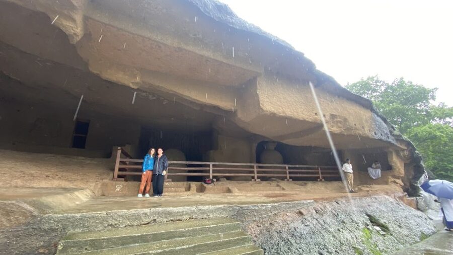 Mumbai: Private tour for Kanheri Caves and Golden Pagoda - Inscriptions and scripts: the wall that turns sightseeing into context