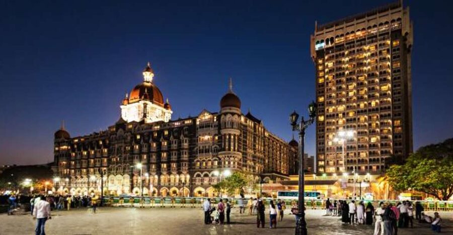 Mumbai: Private Walking Tour with a Local - Where You Meet: Cusrow Baug and Apollo Bandar