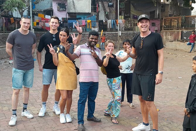 Mumbai Slum Tour –An insight of Dharavi Slum with Local Guide - Getting started smoothly: pickup, meeting point, and route flow