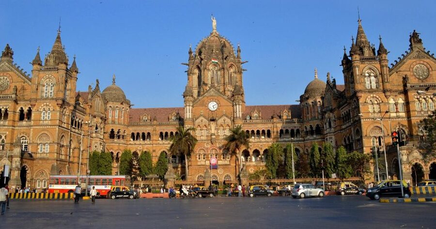 Mumbai: South Mumbai Heritage Walking Guided Tour - Price and time: what $28 buys you in real-world value