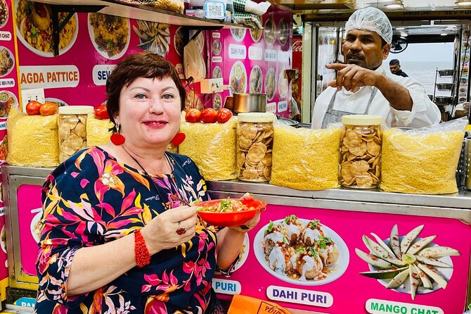 Mumbai Street Food & Beach Tour with 10+ Tastings - Why Juhu Beach street food is such a smart pick