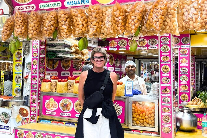 Mumbai Street Food & Beach Tour with 10+ Tastings - Safe and authentic ordering, without the guesswork