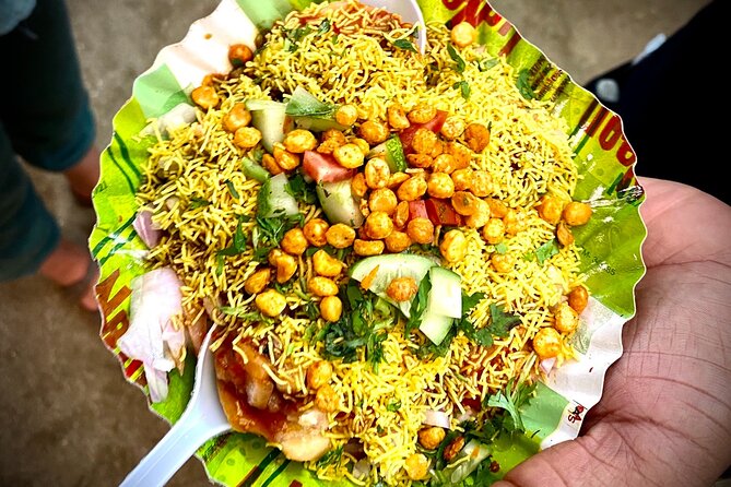 Mumbai: Street Food Tour - The Sweet Finish: Rabdi With Gulab Jamun, Jalebi, and Kulfi