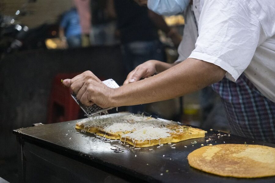 Mumbai: Street Food Tour - Transport, Timing, and Group Energy (What It Feels Like)