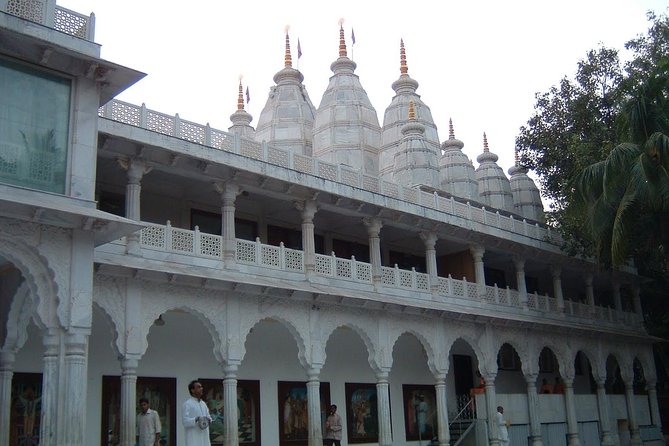 Mumbai Temple Tour in Private Vehicle - Price and Value: What $98 Really Buys You
