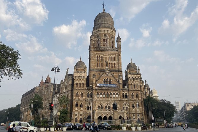 Mumbai Tours for Cruise Travellers (Private & Group Options) - Gateway of India to Mani Bhavan: the classic opener and what to notice