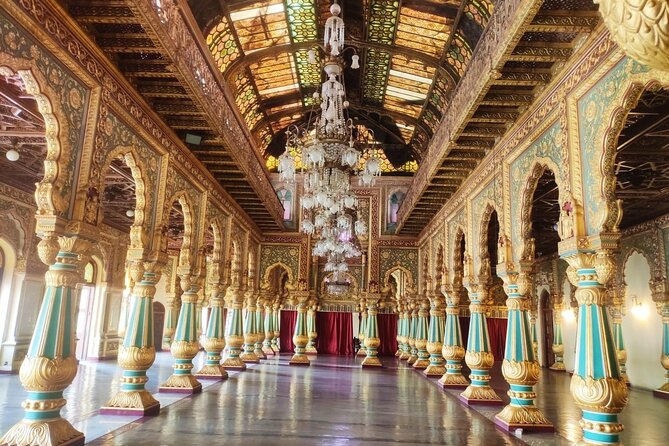 Mysore Palace + Jaganmohana Art Gallery + Devaraja Market = Mysore Heritage Walk - A foot-friendly way to understand Mysore’s royal side