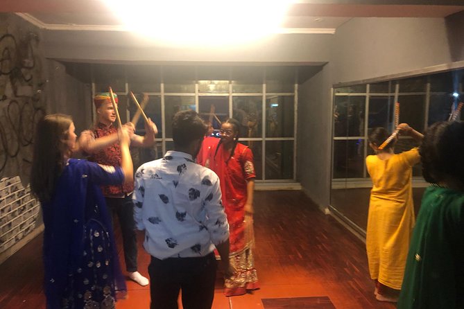 Namaste Bollywood | Dance Like a Bollywood Star - The class flow: lyrics, then steps, then music