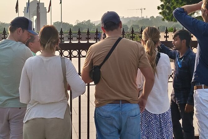 New Delhi and Old Delhi Tour Full Day - Lotus Temple to Humayuns Tomb: From Faith to Mughal Grandeur