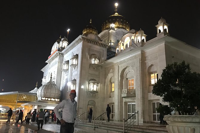 New Delhi Night Tour group tour - A 7:00 pm night loop that starts you in Connaught Place