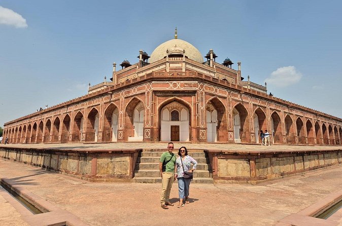 Old and New Delhi City Tour Full Day - Connaught Place: Where Your Guide Helps You Eat Smart