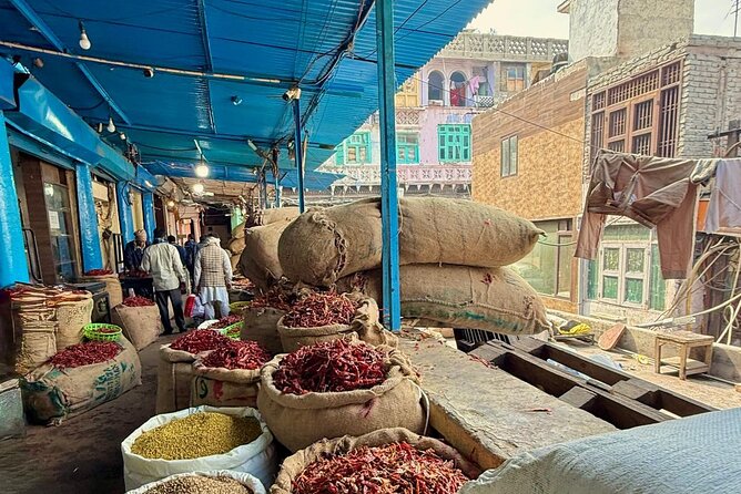 Old Delhi's Belly - From the Sikh temple into Chandni Chowk’s maze lanes