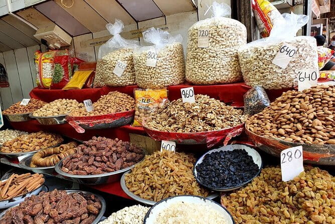 Old Delhi Spice Market and Temple Tour - Old Delhi in 3 hours: Connaught Place start, Old Delhi feel