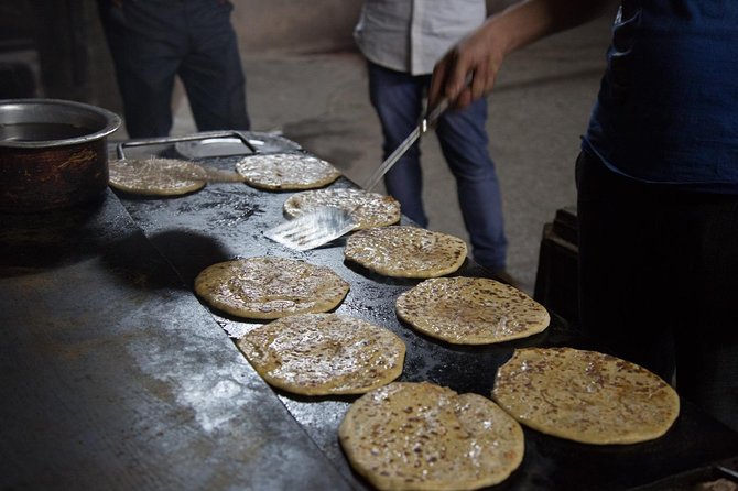 Old Delhi Street Food Tour - Spice level and stomach sanity: how to pace your bites