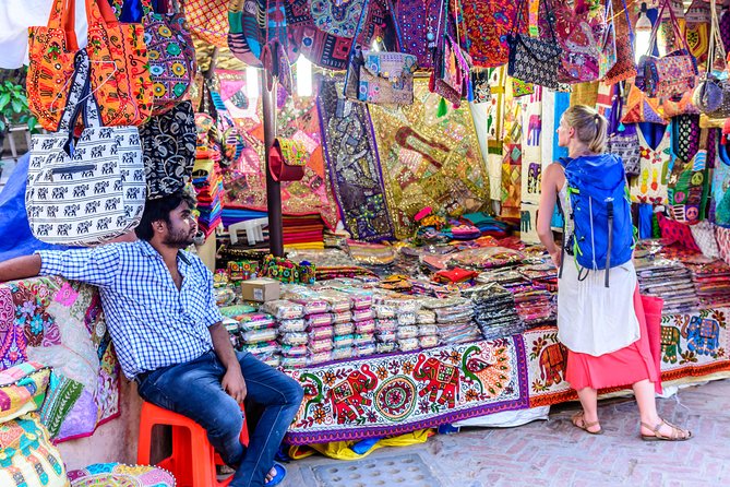 Old Delhi Street Food Tour – Explore Spices in Chandni Chowk - Food included: street snacks, chai, lassi, and smart dietary expectations