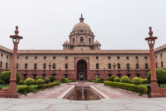 Old & New Delhi City Tour – Choose Half or Full Day Experience - Starting with Bangla Sahib’s calm, then heading into the city’s pulse