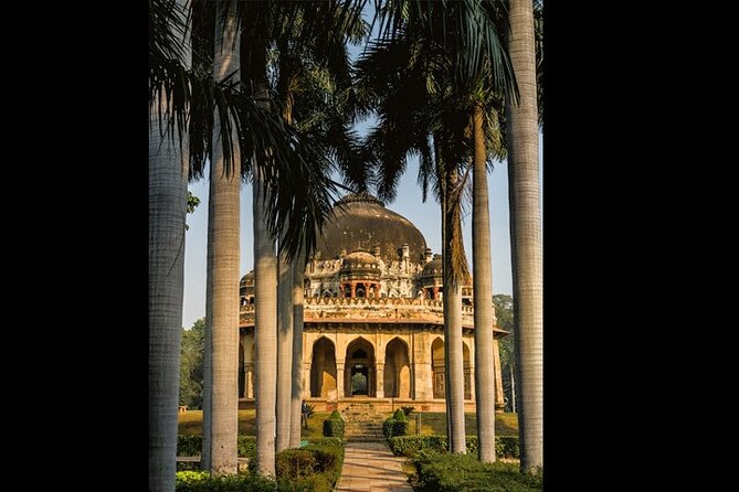 Old & New Delhi Private City Tour – Traveler’s Choice (Top Rated) - The Guide’s Job: Keeping You Oriented, Safe, and Interested
