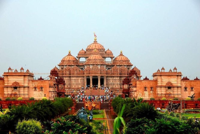 Old & New Delhi Private Tour-Half Day or Full Day Delhi City Tour - Pickup, Chauffeur, and the Comfort Factor
