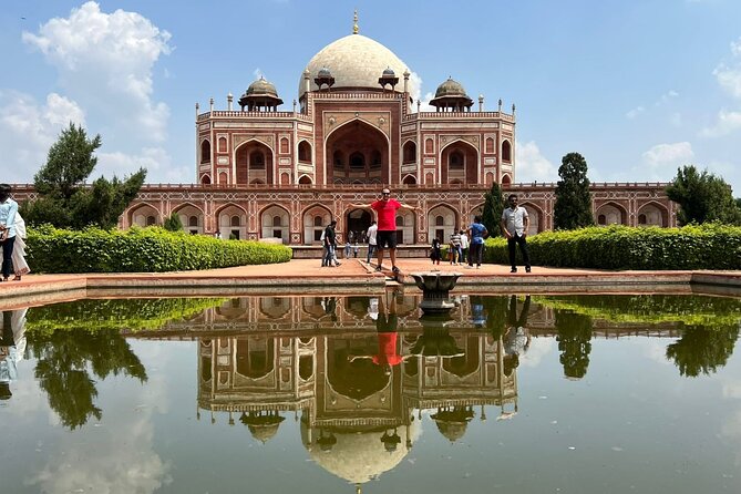Old & New Delhi Private Tour - Half or Full Day (Rated Excellent) - Khari Baoli spice market and the Red Fort pass-by