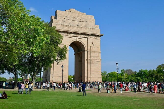 Old & New Delhi Tour : Monuments , Rickshaw Ride & Local Heritage - Key points to know before you go