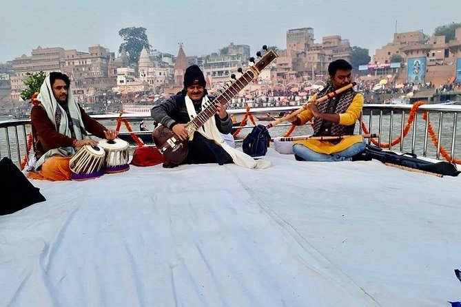 One day Varanasi tour - Private & Guided - Walking along the Ganges: a slower way to feel the city