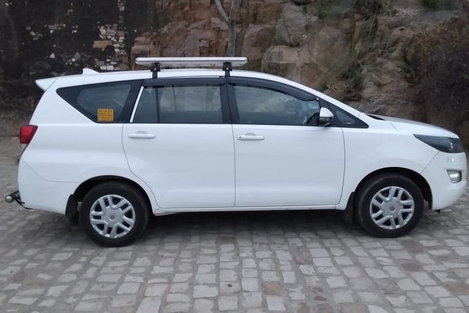 One-Way Transfers assistance Agra to Delhi Drop - How the pickup works, from hotel reception to the car
