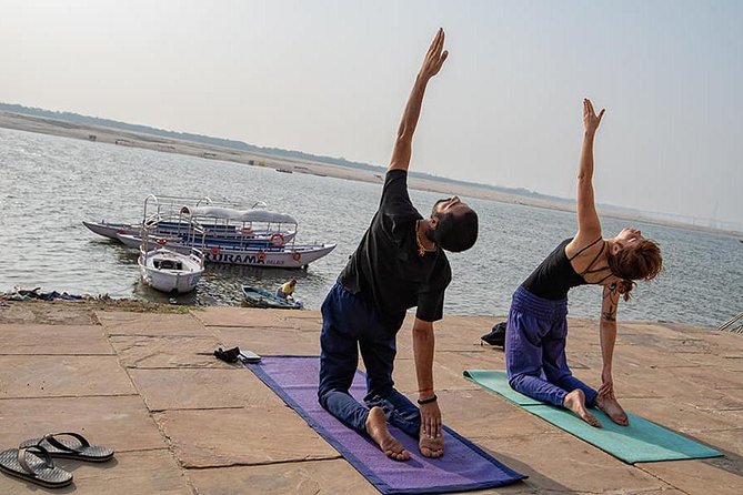 ONLINE Yoga Class with AYUSH - Beginners / Advanced - How a Varanasi Instructor Teaches From Your Screen