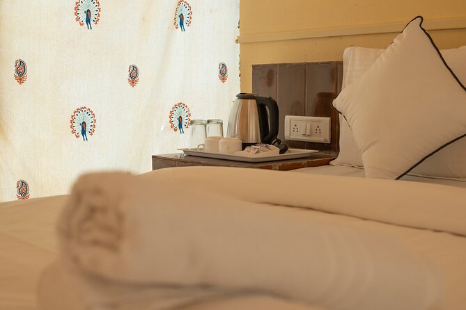 Overnight Stay in a luxury Camp with a cultural show & dinner. - Who Should Book This Overnight Desert Camp