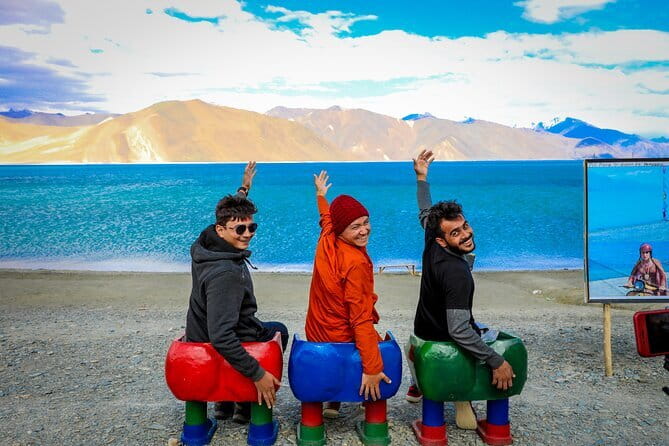 Pangong Lake Day Trip From Leh - Changla Pass at 5,360 m: the high-altitude viewpoint punch