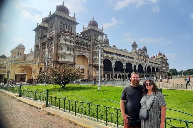 Pete walk, an immersive walking tour in Bangalore with a guide - Tipu Sultan Fort and Palace: teak pillars, frescoes, and reform stories
