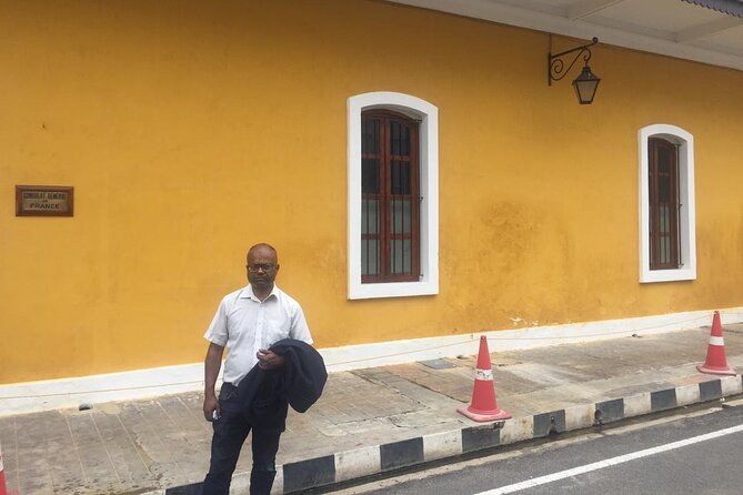 Pondicherry Heritage Walking Tour of French Quarters - French War Memorial and Louis Guerre’s lighting story