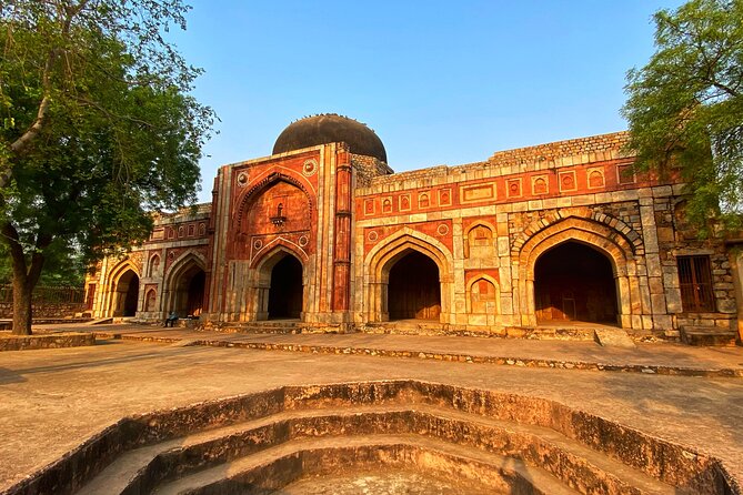 Premium Hidden Jewels of Delhi Cycling Tour - The First Chapter of Delhi - How the morning ride runs, from Qutab Minar to IIFT