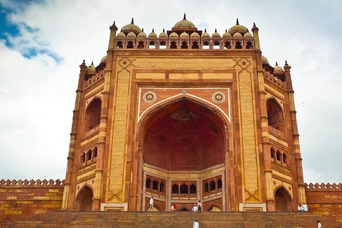 Private 3 Day Golden Triangle Delhi Agra Jaipur Tour From Delhi - Day 2 to Jaipur: Transfer Time and a Smooth Start for Day 3