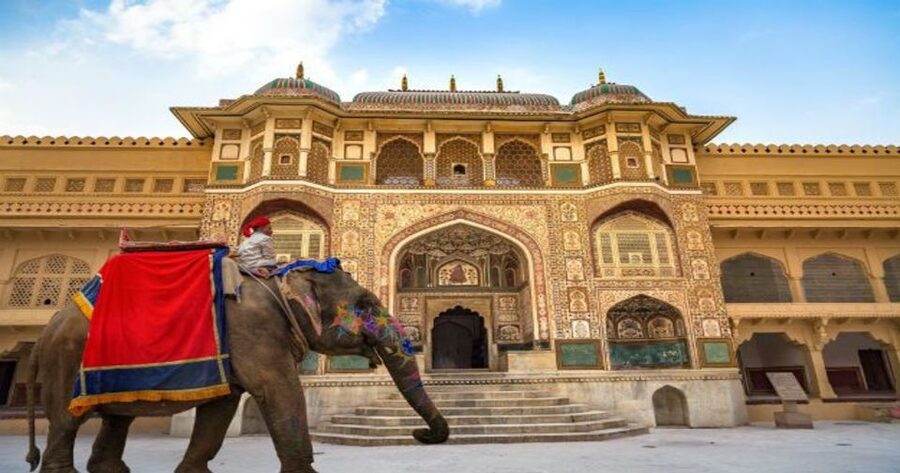 Private 4-Days Golden Triangle Luxury Tour From Delhi - Taj Mahal at Sunrise: A 2-Hour Guided Visit Before the Crowd Crush
