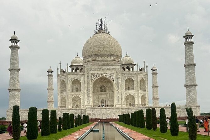 Private 5-Day Golden Triangle Tour: Delhi, Agra & Jaipur by Car - Delhi Day 1, Old Delhi Energy and Monument Power Stops